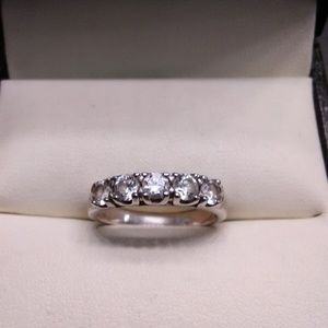 Vintage Estate 1.50ctw AAA White Diamonds 925/Band